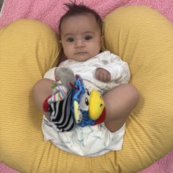 Original Mami - We make sure to include movement and play to enhance the experience of breastfeeding! It's a key factor in ensuring successful breastfeed