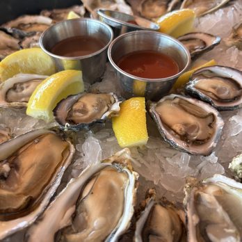 Taylor Shellfish Farms - Seafood Markets Near Me - Bow, Washington Taylor Shellfish Farms - Seafood Markets Near Me - Bow, Washington