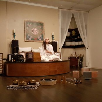 Seventh Chakra Yoga - Sound healing with Lemiece. - Yoga Near Me
