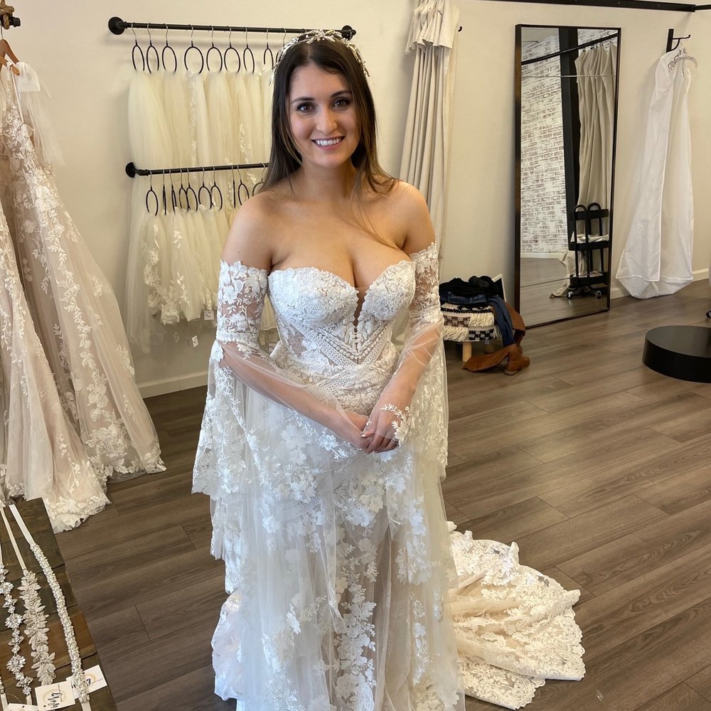 Best Bridal Alterations - Wedding dress when I picked it up and was not fitting me properly. (the before picture) - Sewing & Alterations Near Me - Fresno, California Best Bridal Alterations - Wedding dress when I picked it up and was not fitting me properly. (the before picture) - Sewing & Alterations Near Me - Fresno, California