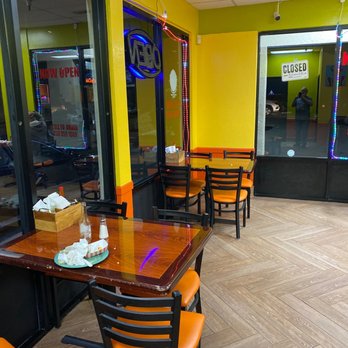 Taqueria La Perla - Dining area - Mexican Near Me - Pacifica, California Taqueria La Perla - Dining area - Mexican Near Me - Pacifica, California