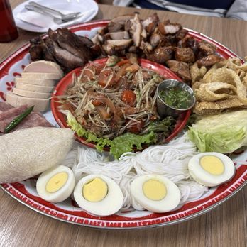 Spicy Joi - Ultimate Bomb Platter - Sandwiches Near Me - Concord, California Spicy Joi - Ultimate Bomb Platter - Sandwiches Near Me - Concord, California
