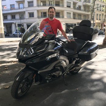Universal Riders - Motorcycle Rental Near Me - Champagne-au-Mont-d'Or, 69