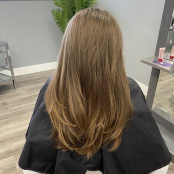 Bella Vida Salon - Hair Salons Near Me - Shelby Charter Twp, Michigan