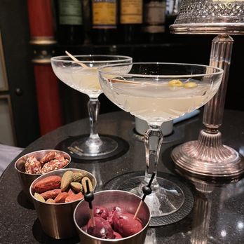 Le Bar Botaniste - Two Grey Goose vodka martinis with mixed nuts and olives. - Lounges Near Me - Paris, 75
