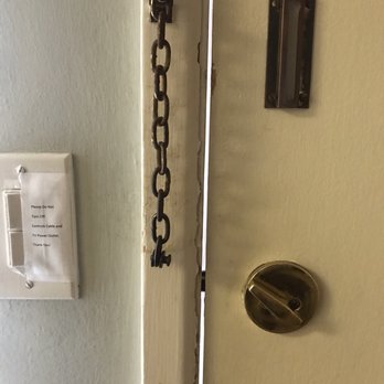 La Jolla Riviera Inn - Chipped paint, old locks, tape on light switch - Hotels Near Me - La Jolla, California La Jolla Riviera Inn - Chipped paint, old locks, tape on light switch - Hotels Near Me - La Jolla, California