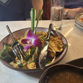 Nur Thai - Pad Thai - Thai Near Me - Astoria, New York