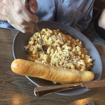 Brick & Bourbon - Chicken Mac and cheese - New American Near Me - Stillwater, Minnesota