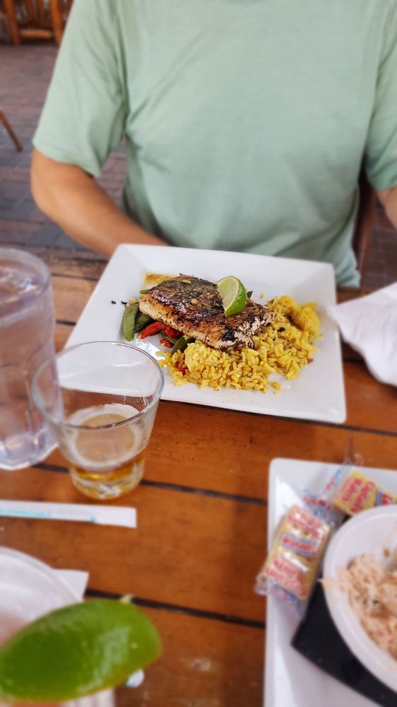 Great Outdoors Restaurant Image