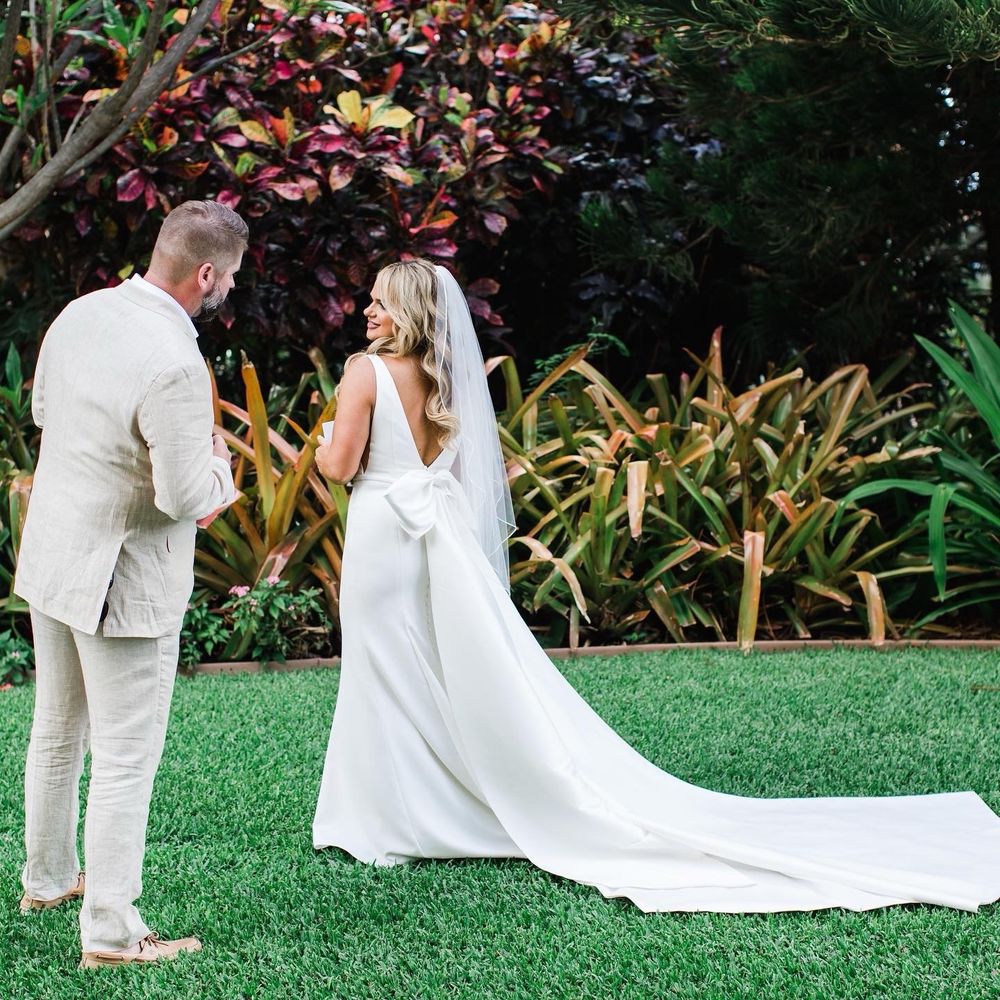 Sun On The Run Mobile Airbrush Tanning Logo