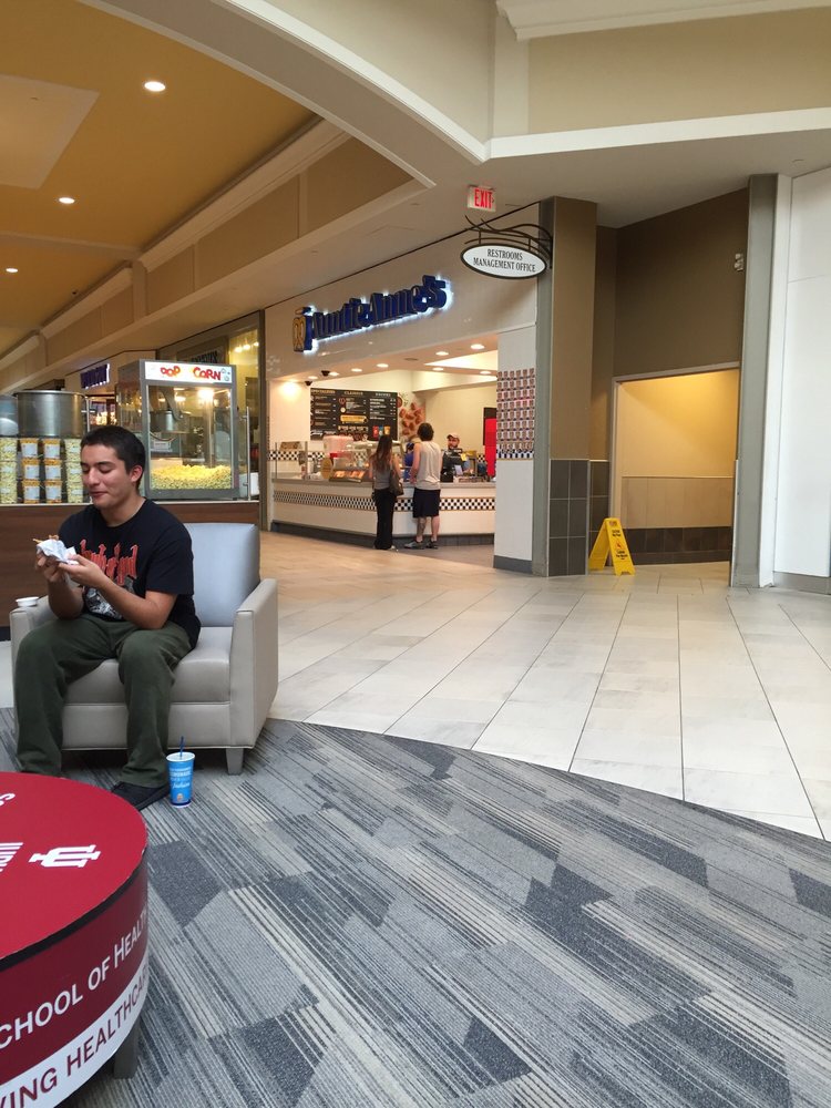 AUNTIE ANNE’S PRETZELS 1251 US Hwy 31 N, Greenwood, Indiana