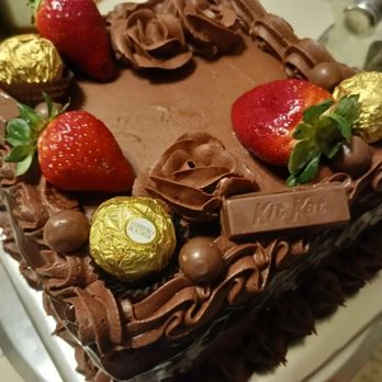 Debs Pies - Death by chocolate cake with fresh strawberrys - Bakeries Near Me - Enid, Oklahoma Debs Pies - Death by chocolate cake with fresh strawberrys - Bakeries Near Me - Enid, Oklahoma