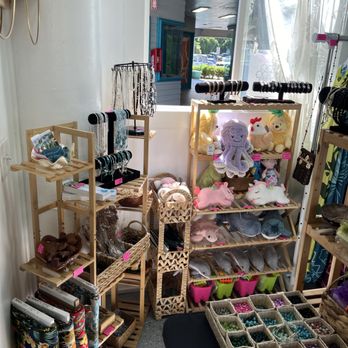 Nene’s Island Treasures - Jewelry Near Me - Lihue, Hawaii Nene’s Island Treasures - Jewelry Near Me - Lihue, Hawaii