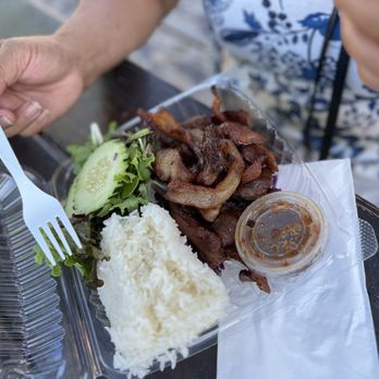 Thai Bloom Food Cart - Crispy Pork - I wish this came with their complimentary sides option. - Thai Near Me - Beaverton, Oregon Thai Bloom Food Cart - Crispy Pork - I wish this came with their complimentary sides option. - Thai Near Me - Beaverton, Oregon