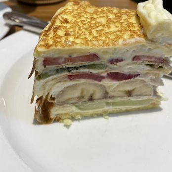 HARBS SoHo - Fruit Mille crepe - Bakeries Near Me - New York, New York