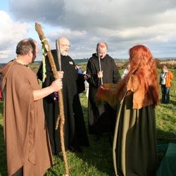 Richard Rellis - Irish druids on Tara