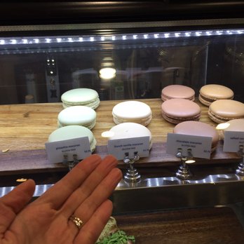 Le Café Coffee - Giant macaroons - Coffee & Tea Near Me - New York, New York Le Café Coffee - Giant macaroons - Coffee & Tea Near Me - New York, New York