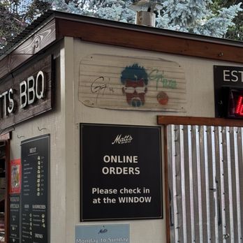 Matt's BBQ - Sign - Food Trucks Near Me - Portland, Oregon