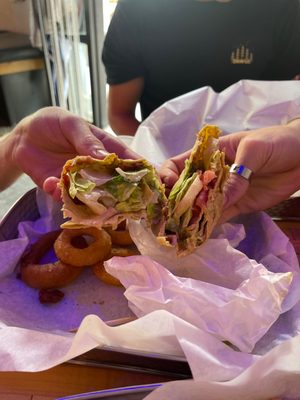 Steamies Burger Bar by null