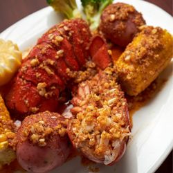 Juicy King Crab Express - Lobster Tails in Juicy King Crab Sauce‼