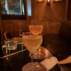La Casa de las Brujas - Chapulines martini