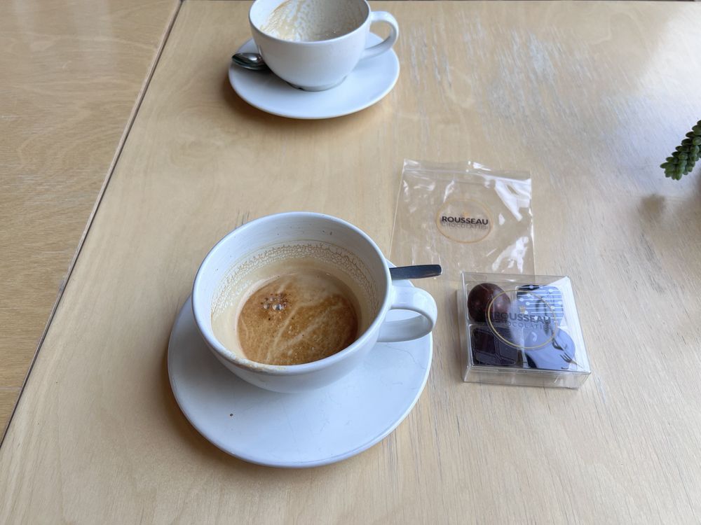 Rousseau Chocolatier Logo