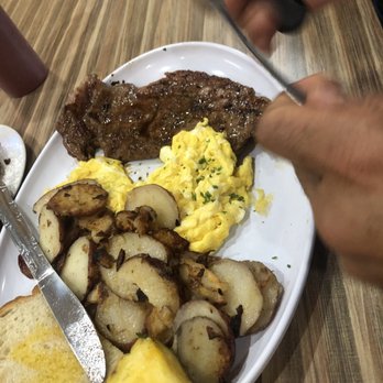 @ The Diner - Steak and eggs with house fries - Breakfast & Brunch Near Me - Orlando, Florida @ The Diner - Steak and eggs with house fries - Breakfast & Brunch Near Me - Orlando, Florida