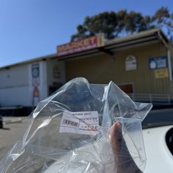JE Market & Food Truck Yard - Price of meat