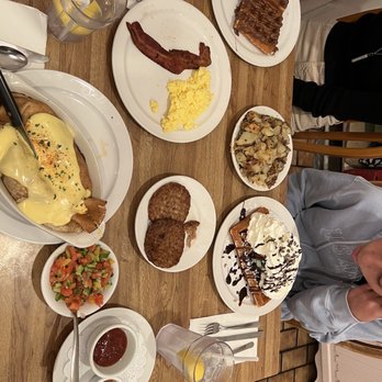 More Than Waffles - Ika's Salad, Nutella Belgian Waffle, Beni Crepe - Breakfast & Brunch Near Me - Encino, California More Than Waffles - Ika's Salad, Nutella Belgian Waffle, Beni Crepe - Breakfast & Brunch Near Me - Encino, California