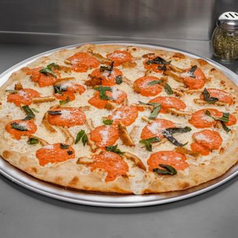 Biggie's Slice House - The Chicken and Bodak Pink Pie - Pizza Near Me - New Brunswick, New Jersey