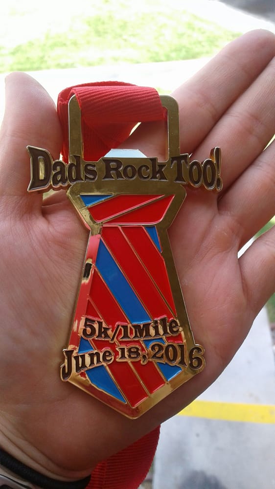 Dads Rock 5K Logo