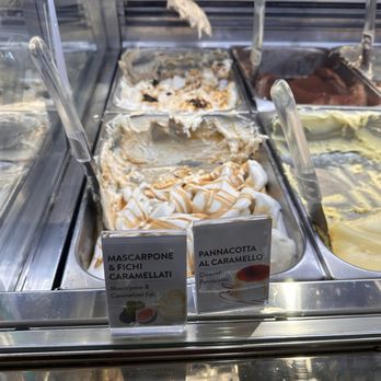 Venchi - Chocolatiers & Shops Near Me - Fiumicino, RM Venchi - Chocolatiers & Shops Near Me - Fiumicino, RM