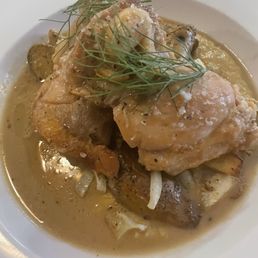 Pollo Al Ajillo