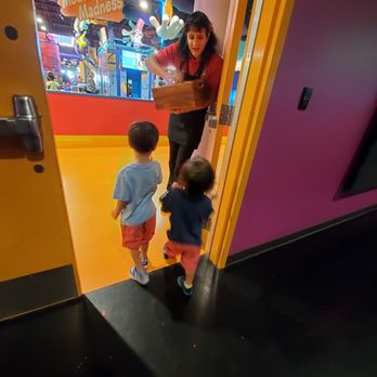Crayola Experience - Amusement Parks Near Me - Orlando, Florida Crayola Experience - Amusement Parks Near Me - Orlando, Florida