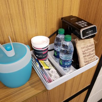 Aloft by Marriott Chapel Hill - Everything you need for drinking - Hotels Near Me - Chapel Hill, North Carolina Aloft by Marriott Chapel Hill - Everything you need for drinking - Hotels Near Me - Chapel Hill, North Carolina
