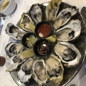 The Oyster Bar - Oyster - Bars Near Me - Stateline, Nevada