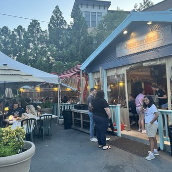 Quarterdeck - Outside - Seafood Near Me - Arlington, Virginia