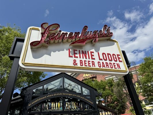 Power Plant Live! by null