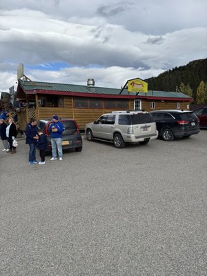 Denali Doghouse by null