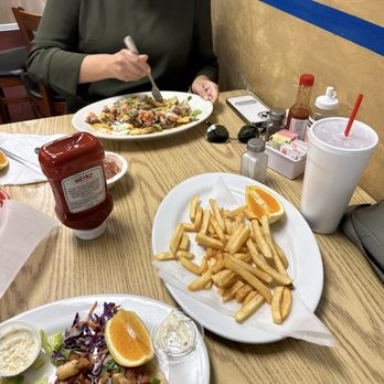 Taqueria Bernardino - Shrimp tacos, steak fries - Mexican Near Me - Ridgecrest, California Taqueria Bernardino - Shrimp tacos, steak fries - Mexican Near Me - Ridgecrest, California
