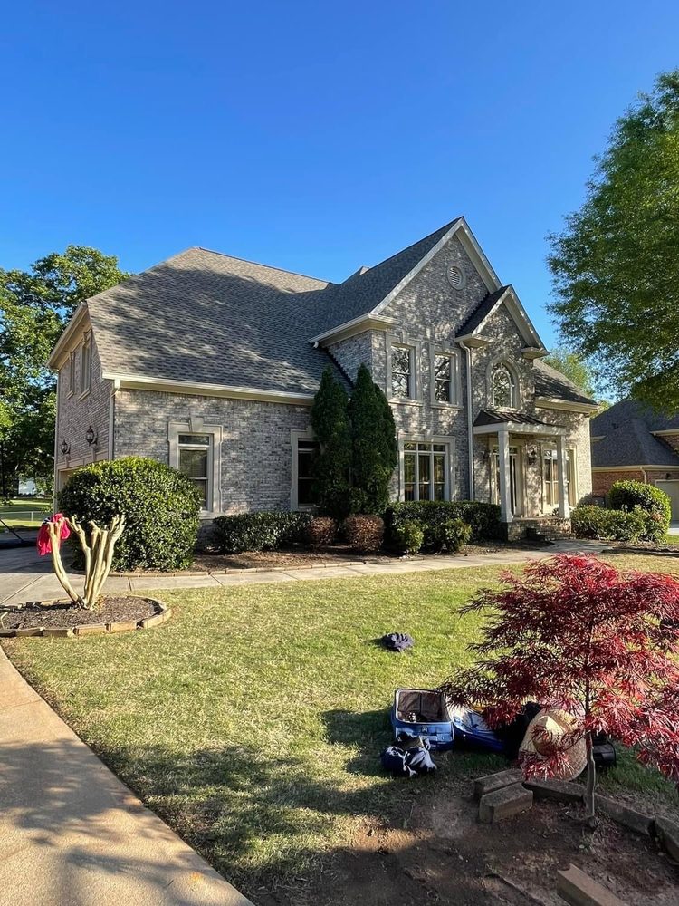 Slide of MDJ Roofing & Construction