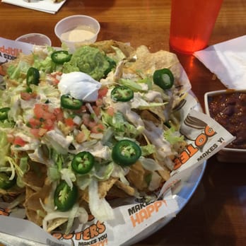 Hooters - Tex mex nachos (chili on side) - American Near Me - Arlington, Texas