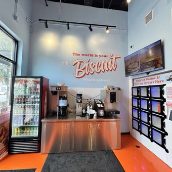 Rise Southern Biscuits & Righteous Chicken - Inside - Chicken Shop Near Me - Winter Park, Florida