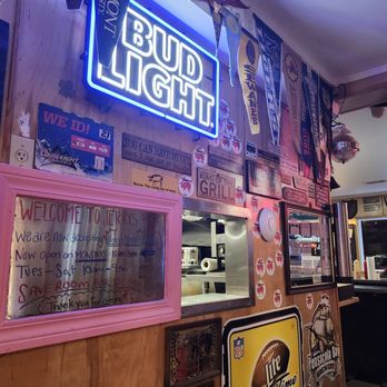 Jerry’s Drive In - You won't be bored reading the walls... - Burgers Near Me - Pensacola, Florida