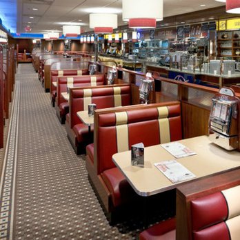 Silver Diner - Seating Area - New American Near Me - Frederick, Maryland