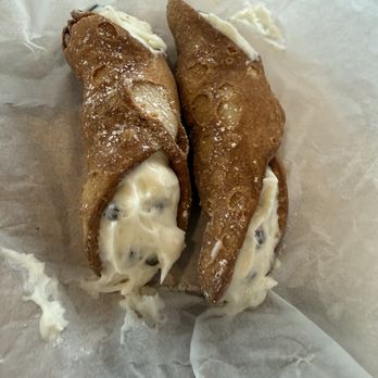 Angellis - Cannolis - Sandwiches Near Me - Kyle, Texas Angellis - Cannolis - Sandwiches Near Me - Kyle, Texas