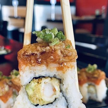 La Zona Sushi - Hidden dragon rolll - Sushi Bars Near Me - Los Angeles, California