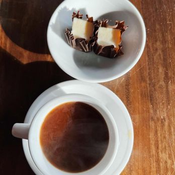 Honeybear Cafe - Cheesecake bites and coffee - Breakfast & Brunch Near Me - Chicago, Illinois