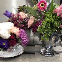 Safeway Floral - Plaza Way - Bring your own vase design