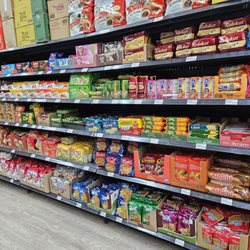 Horizon Market - Cookies, biscuits, crackers, snacks and desserts.